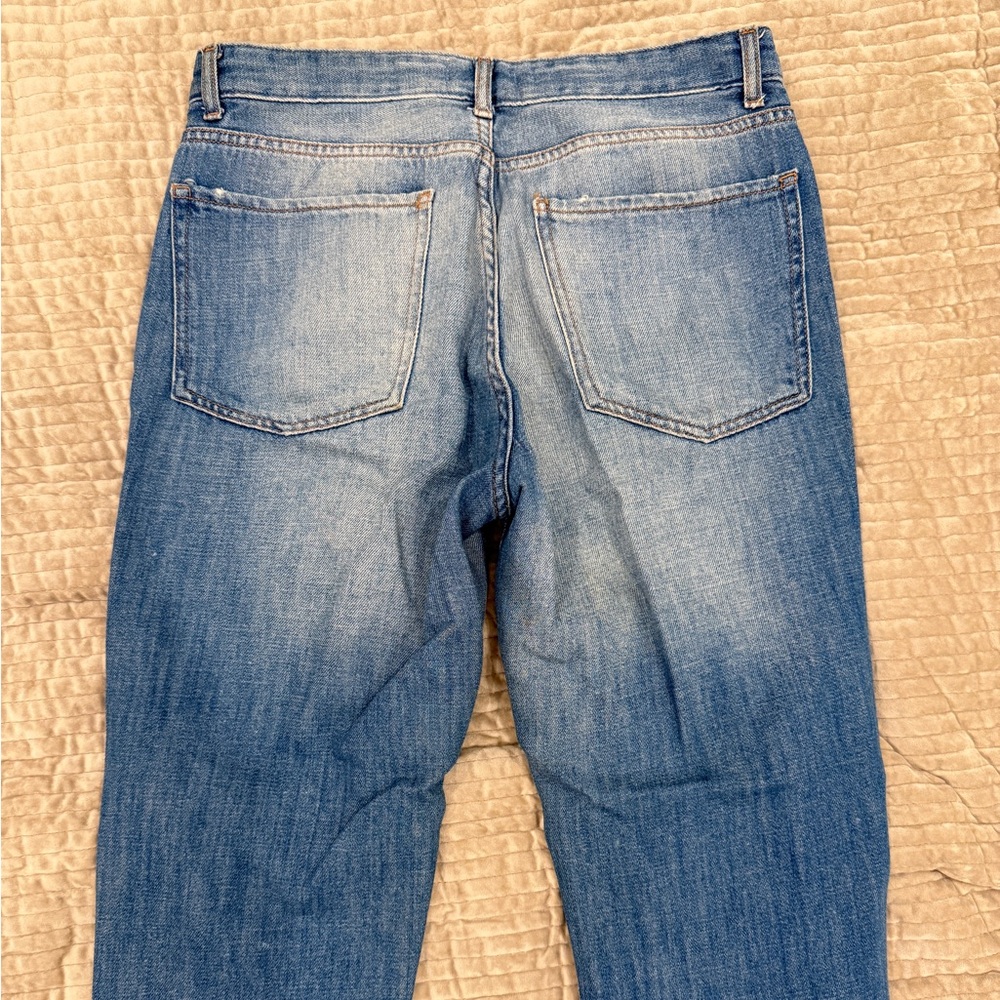 Distressed jeans - Picture 5 of 6